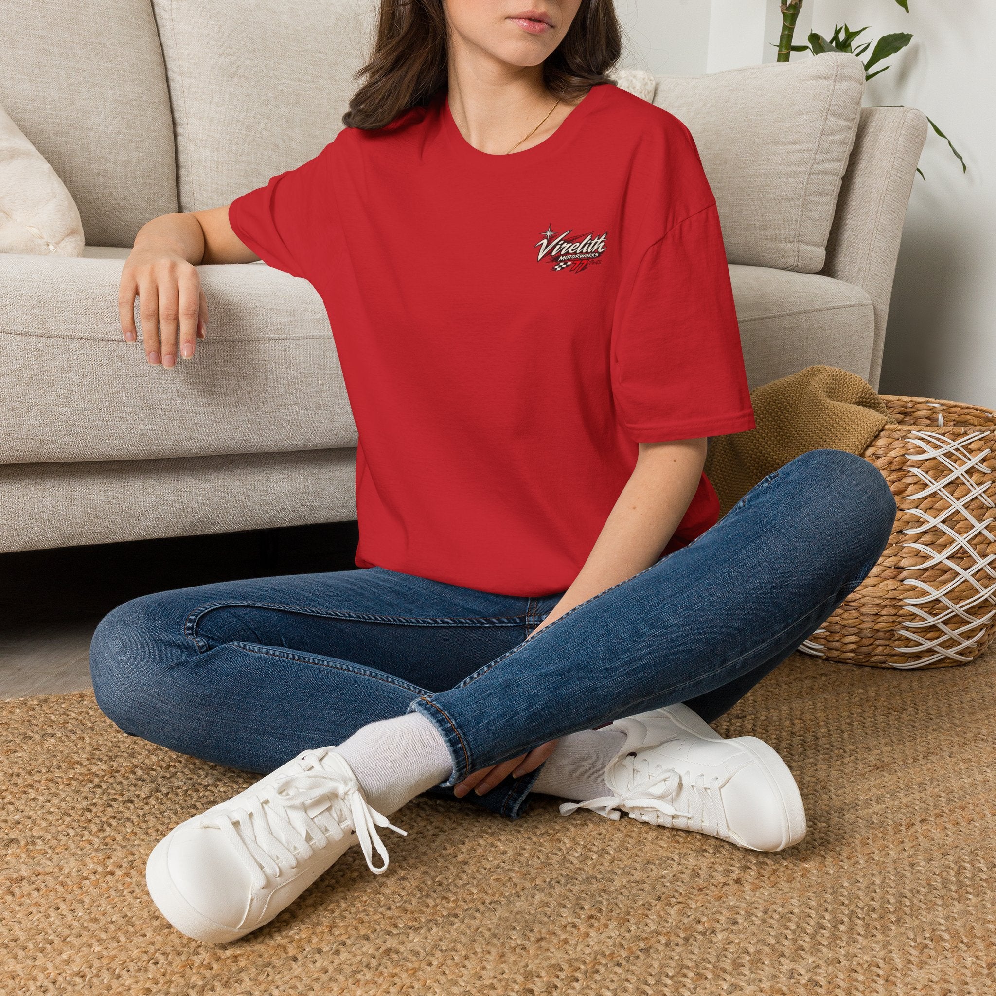 Venetta Retro Script T-Shirt | Vintage Chest Logo Graphic Tee